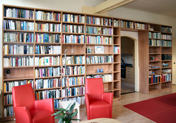 Vth kasten, woonkamerkasten en boekenkasten op maat Bookcases woonkamer boekenkast